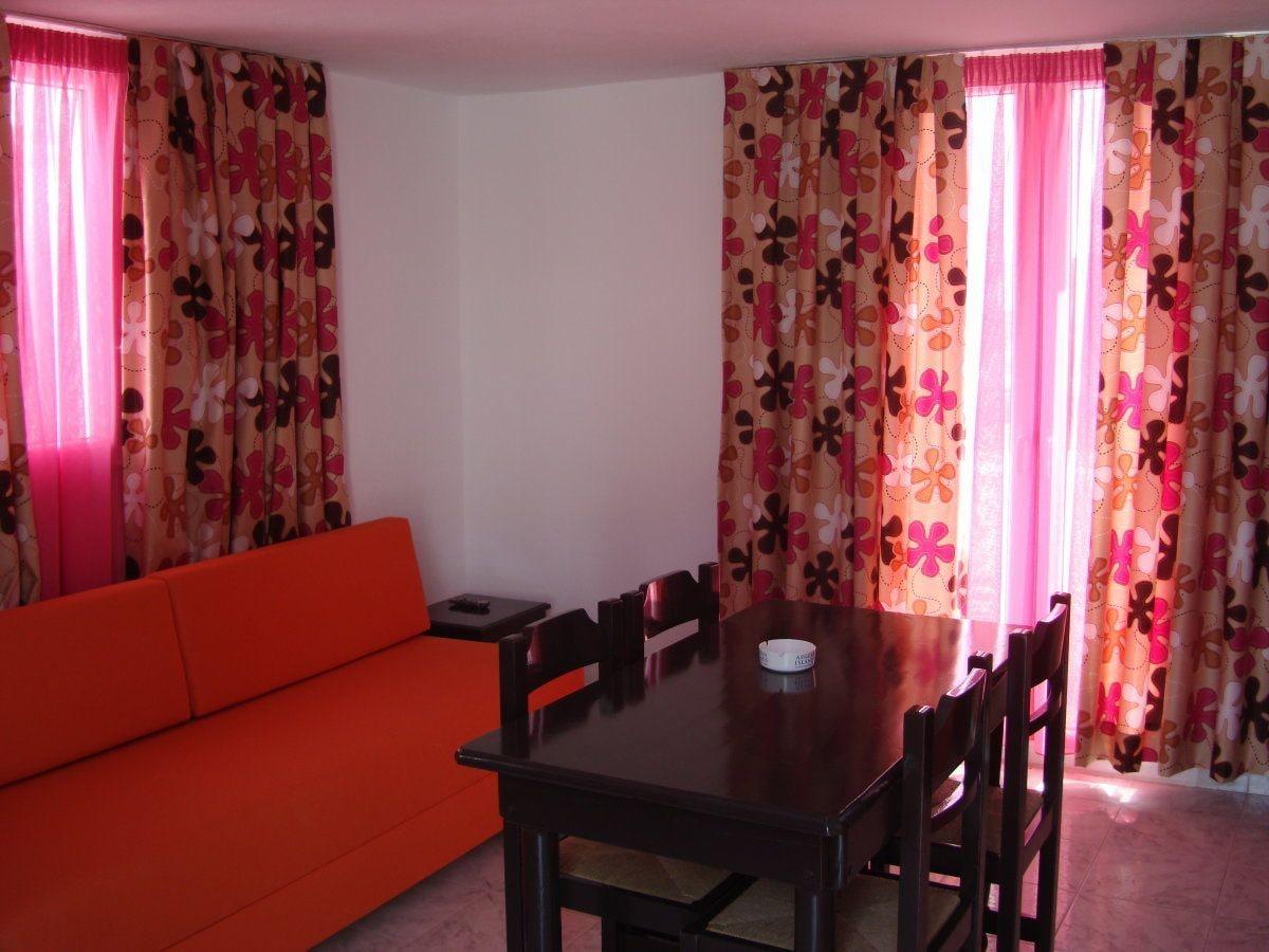 Elena Studios & Suites Орнос Екстериор снимка